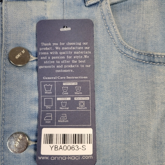 NWT Anna-Kaci Light Blue Chambray/Denim Button front skirt size Small - Picture 7 of 9
